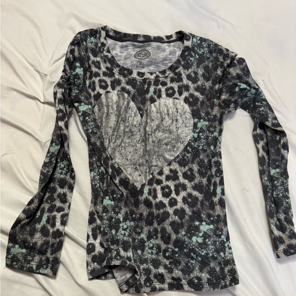 Authentic American Heritage Black and Gray Patterned Top